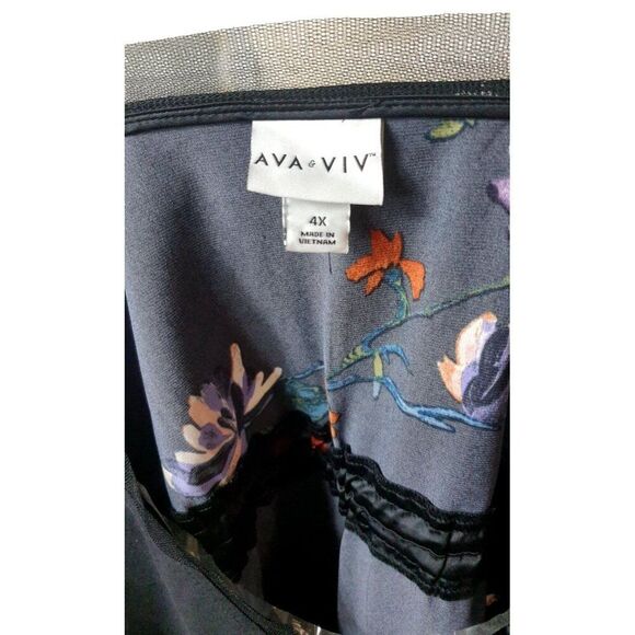 Ava&Viv Womens 4X Top V-Neck Black Floral Back Adj. Stretch Comfy Chic Fashion - Picture 6 of 8